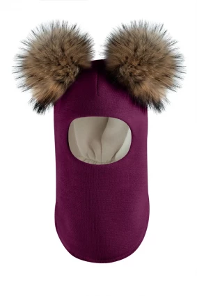 Зимняя шапочка-шлем Corona.hm "Карамелька" бордо с 2 натуральными помпонами енот