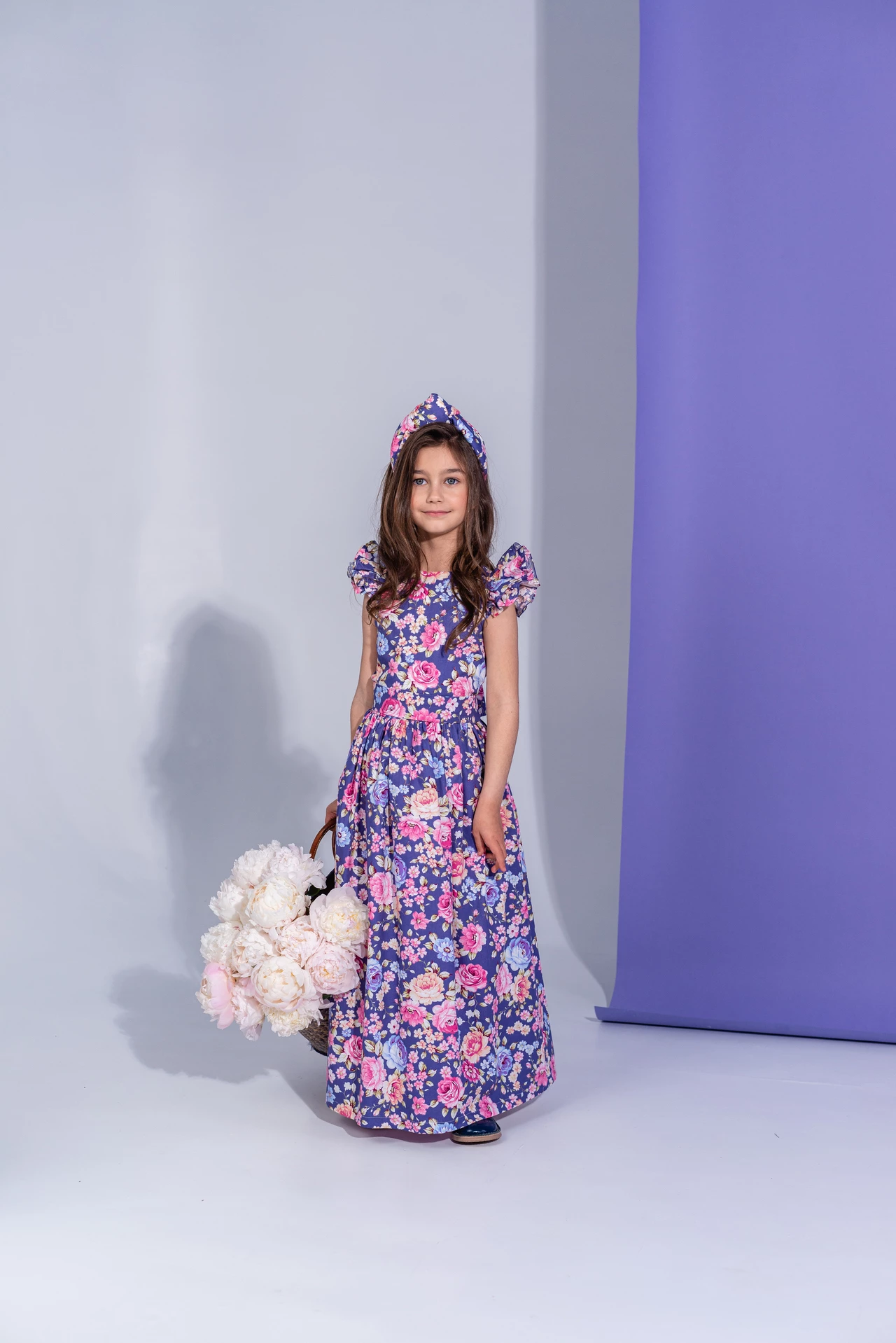 Сукня для дівчинки Corona.hm “Розкіш”, квіти на синьому