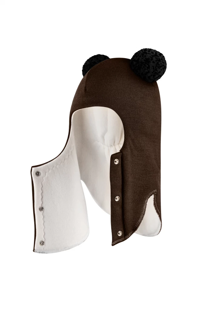 Зимова шапочка-шолом Corona.hm "Пандочка з чорними помпонами" на кнопочках ягідний